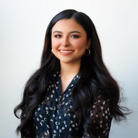 Headshot of Jessica De La Torre