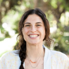 Headshot of Claudia Biçen